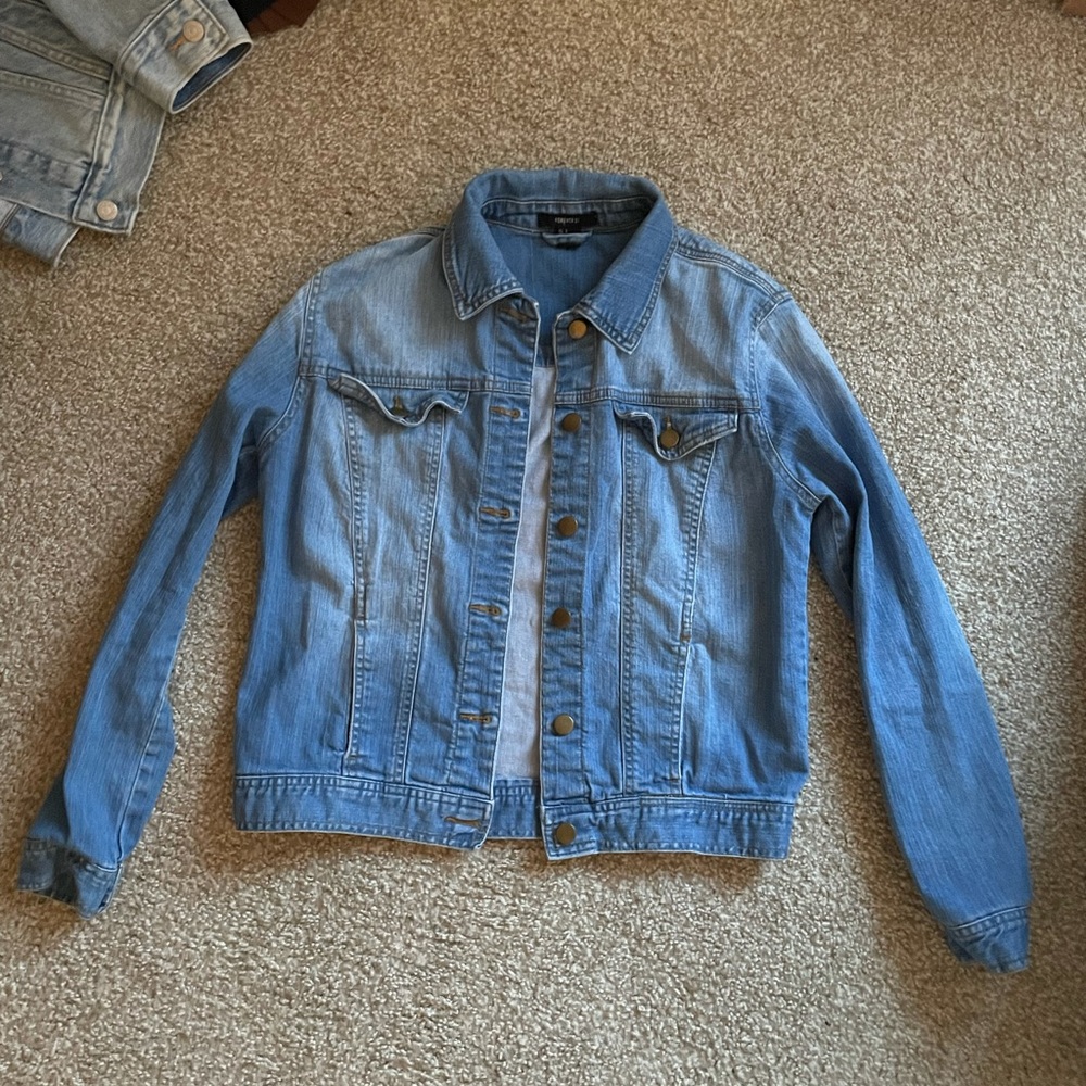 Jean jacket - Picture 5 of 11